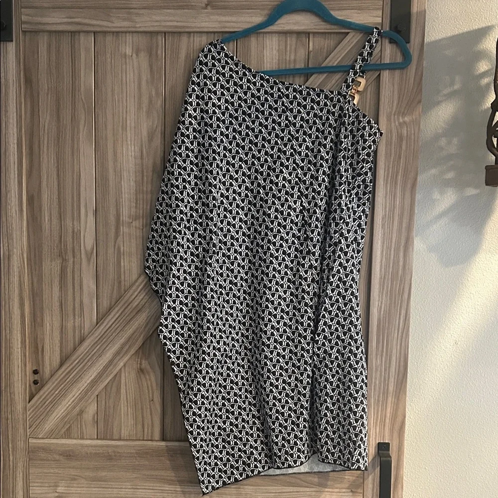 NWOT‎ SHEIN Elegant Black and White One-Shoulder Dress Size S